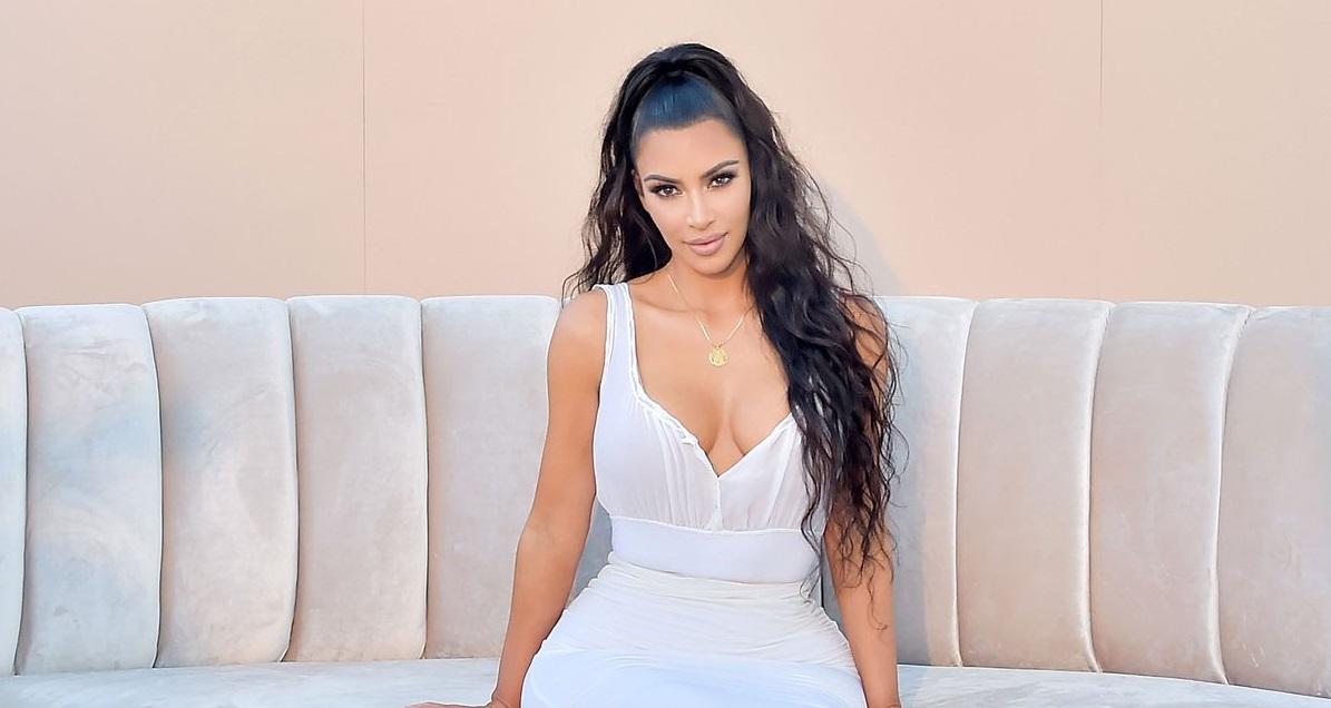 10 Kim Kardashian Looks That Are Stylish And Iconic